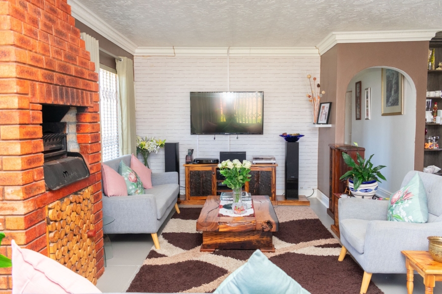 3 Bedroom Property for Sale in Fairview Eastern Cape